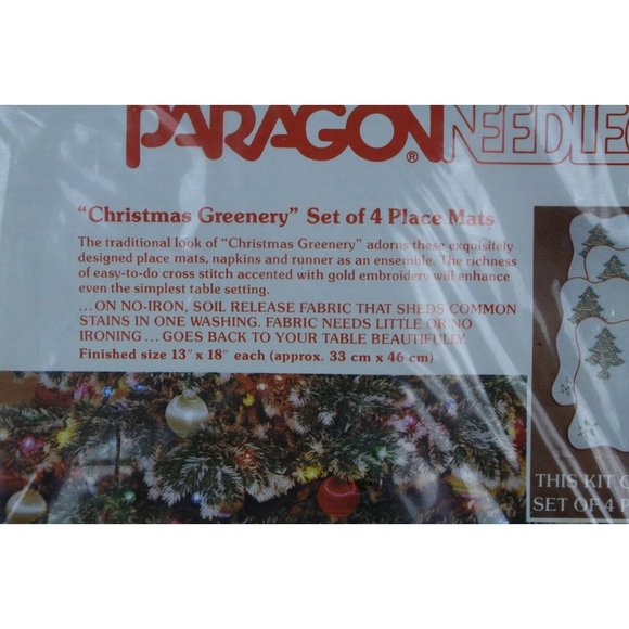 VTG Paragon Needlecraft Christmas Greenery Place Mats 6440 Cross Stitch Kit 1978 - Picture 3 of 4